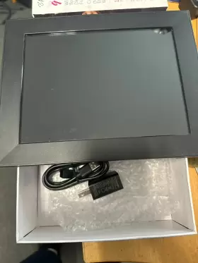 Aws09f Aluratek - 9 Inch Wifi Touchscreen Ips Lcd Display Digital Photo Frame