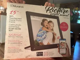 Aws215f Aluratek - 15 Inch Touchscreen Lcd Wi-fi Digital Photo Frame Black
