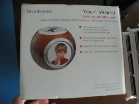 559641 Brookstone Your World Talking Photo Ball Nib A3 #3