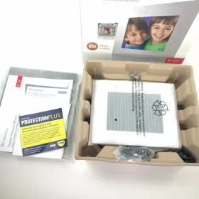 630855 Brookstone Bookstone Digital Picture Show My Life 8 Inch Frame New #2