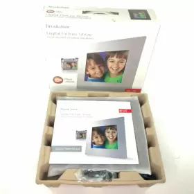 630855 Brookstone Bookstone Digital Picture Show My Life 8 Inch Frame New
