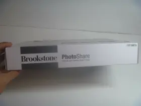 Brookstone 744110758030 Photoshare 8 Inch Friends And Family Cloud Frame #3