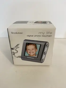 S7161 Brookstone Picture Book Mini Digital Photo Keychain With 1.5 Screen