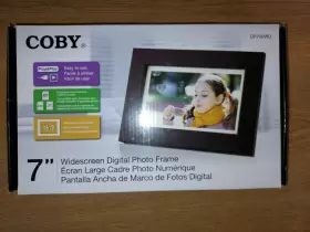 Dp700wd Coby Widescreen Digital Photo Frame 7 Inch New