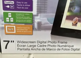 Dp732 Coby 7 Inch Digital Picture Frame Plug And Play 16 9 Widescreen Aspect Ratio #3
