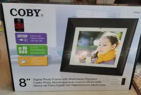 Dp862 Coby 8 Inch Digital Photo Frame