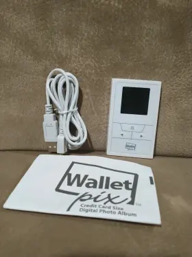5125 Digital As Seen On Tv Wallet Pix Credit Card Size Photo Album