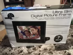 Digital Decor 884118097479 New Ultra Slim Picture Frame 7 Inches #2