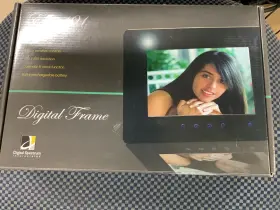 Digital Spectrum El-101 Elite 101 Photo Frame 7 Inch 2gb Sd Card. Nos