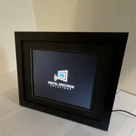 Digital Spectrum Solutions Mf-1010 Memoryframe 10in Lcd Frame Black Usb