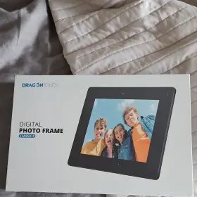 X002pm0313 Dragon Touch Classic 8 Digital Photo Frame Inch Lcd Wi-fi 16gb Black Usb