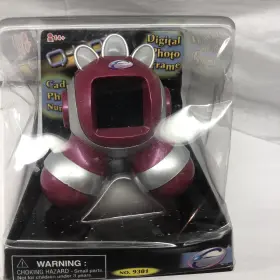 9301 Eastcolight Q-bot Digital Photo Frame Pink New #9301- 2009
