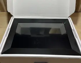 Yqi0i009 Frameo 10.1 In Wifi Digital Picture Frame 16gb Hd Touch Screen With App Control