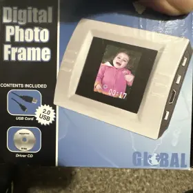 499295 Global Brand New Digital Photo Frame Viewer 1.5 Inch Cstn-lcd Screen 8mb Memory