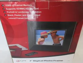 Pf707 Gpx 047323707070 7 Inch Digital Photo Frame Bud Light 16mb Clock Calender Alarm Ships Free