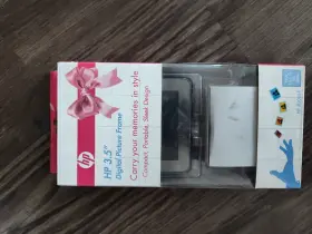 Df300a4 Hp 3.5 Inch Digital Picture Frame