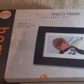Innoq 1600018 7in Digital Photo Frame 16 9 Black Memory Card Slot Real Wood