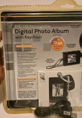 3099008090 Innovage Digital Photo Album With Keychain 8mb/usb Rechargeable 60 Color Images #3