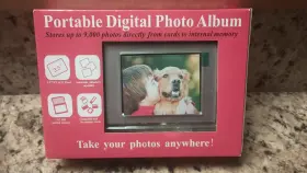683-7024 Innovage Portable Digital Photo Album New Inbox 512 Mb Memory 9000 Photos