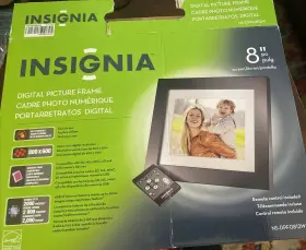 Insignia Na-dpf0812w Digital Photo Frame Pre Owned
