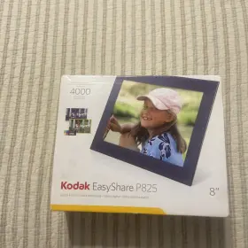 2507550 Kodak Easyshare P825 8 Inch Digital Picture Frame Used