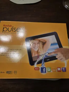 Kcmmz215f04954 Kodak Pulse Digital Frame 10 Inch Wifi New In Box