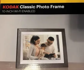 M0940101975 Kodak Classic Photo Digital Frame 10-inch Wi-fi Enabled Open Box