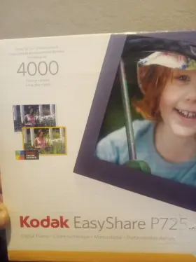 P725 Kodak Easyshare Digital Desktop Frame 7 In
