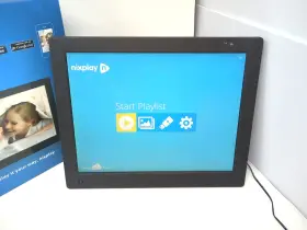 Nixplay 060156640814 15 Inch Wi-fi Cloud Smart Digital Picture Frame Display Wifi Tested Works #2