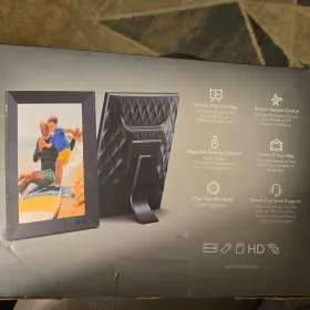 X08h Nixplay 8 Inch Hd Digital Photo Frame Black With Remote