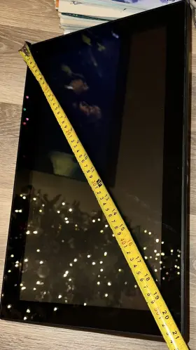 X18a Nixplay #3s. 18 Inch Digital Photo Frame By Nix Model