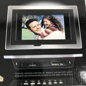 Optimus 040293647582 7 Inch Digital Picture Frame #2