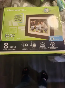 8056010810616037 Pandigital 8 In