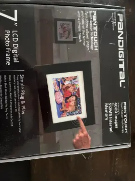 Pan70-1 Pandigital 892235000388 Pan701 7 Inch Digital Picture Frame