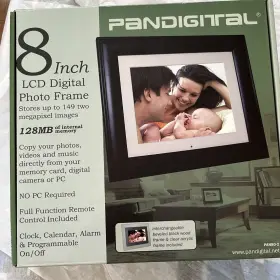 Pan812-b Pandigital 892235000425 8 Inch Digital Picture Frame #3
