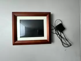 Spf3482 Philips Spf3482/g7 Home Essentials 8 In Digital Photo Frame - Mahogany Brown