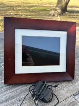 Spf4308 Philips Home Essentials Digital Photo Frame Brown Wood. Usb Port #2