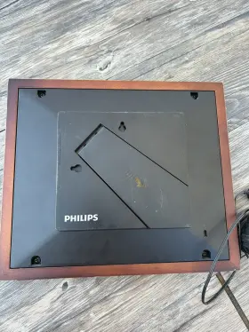 Spf4308 Philips Home Essentials Digital Photo Frame Brown Wood. Usb Port #3