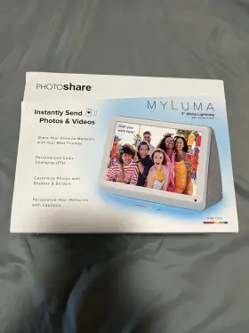 126500 Photoshare Myluma 7 Inch Wifi Digital Picture Frame With Led Lighting
