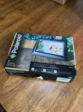 Ipdf-700 Polaroid 7 Inch Digital Picture Frame