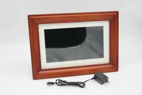 Pdf-1050w Polaroid 10 Inch Digital Picture Frame