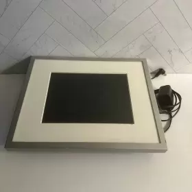 Pdf-800sl Polaroid 8 Inch Digital Picture Frame Silver Metal Finish Led Screen