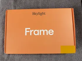 100d8 Skylight 10 Inch Digital Picture Frame-wifi Enabled-load Pics Remotely Via App-new