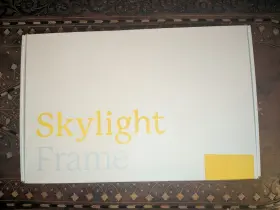 100dax Skylight Frame 10 Inch Wi-fi Digital Picture Touch Screen Display