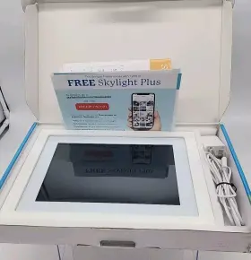 Skylight 860004165217 2 10 Inch Touch Screen White Picture Frame Open Box New #3