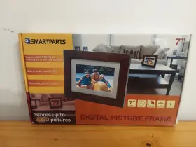 Sp72 Smart Parts Smartparts 7 Inch Digital Picture Frame Automatic Photo Rotation Internal Memory