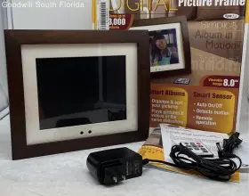 Spx8 Smart Parts Digital Picture Frame Up To 3000 Pictures