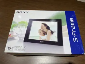 Dpf-d100 Sony S-frame Digital Photo Frame 10.4 Inch Remote Control