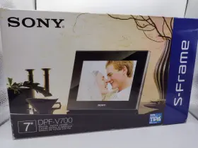 Dpfv700bc Sony S-frame 7 Inch Digital Photo Frame Dpf-v700 With Original Box Nice
