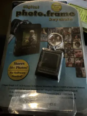 Star Innovations 842583012236 Digital Photo.frame Keychain